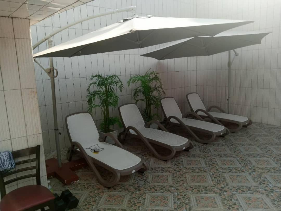 Gold Hotel Bafang Εξωτερικό φωτογραφία