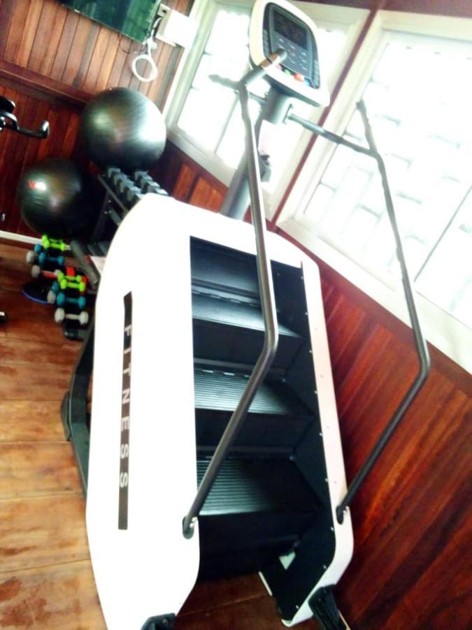 Gold Hotel Bafang Εξωτερικό φωτογραφία